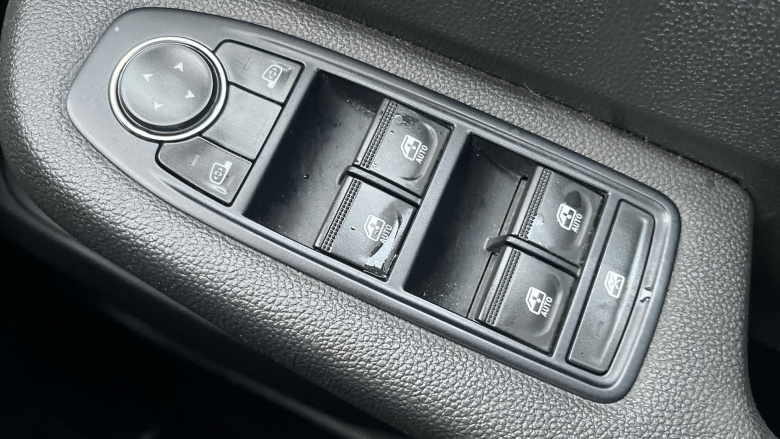 Renault Clio 1.0 TCe 90 Evolution 5dr Petrol Hatchback